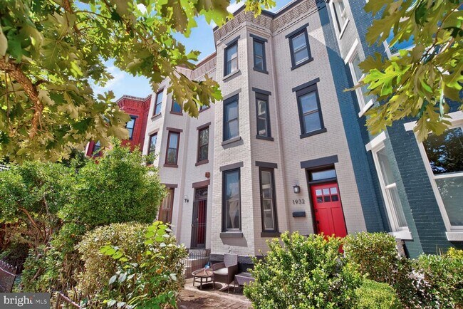 Building Photo - 1932 15th St NW