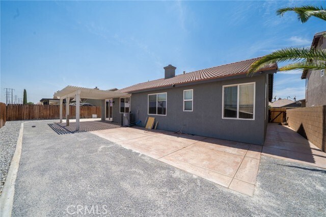 Building Photo - 12833 Biscayne Ave