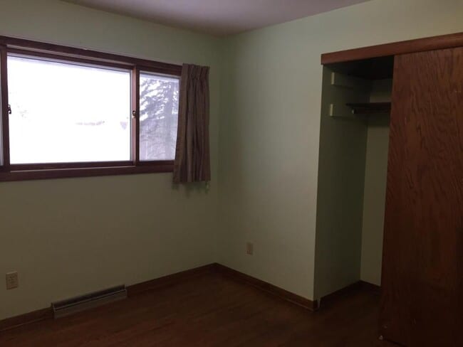 Building Photo - 4815 Woodland Ave