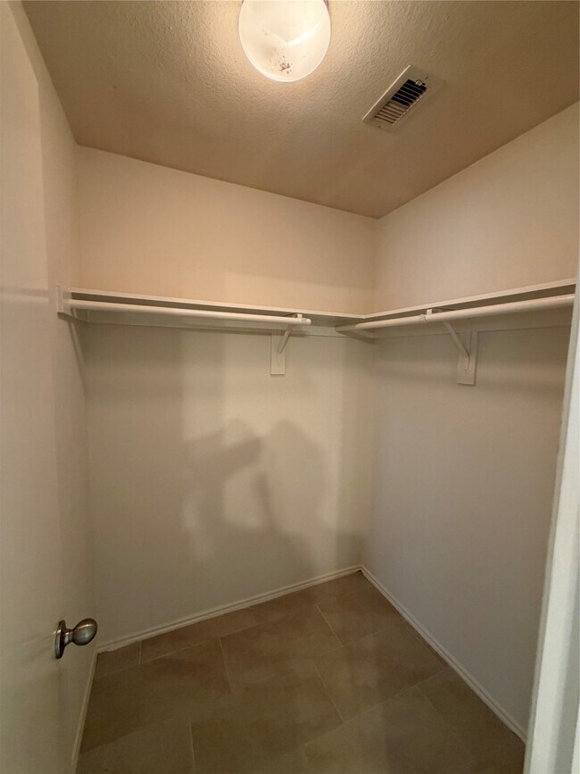 Building Photo - 12608 Rio Lindo St