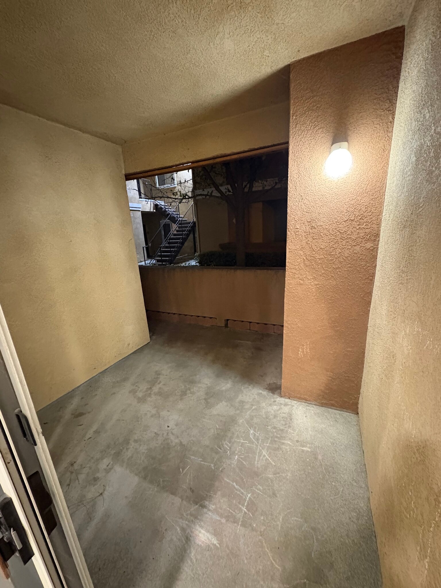 Building Photo - 24909 Madison Ave