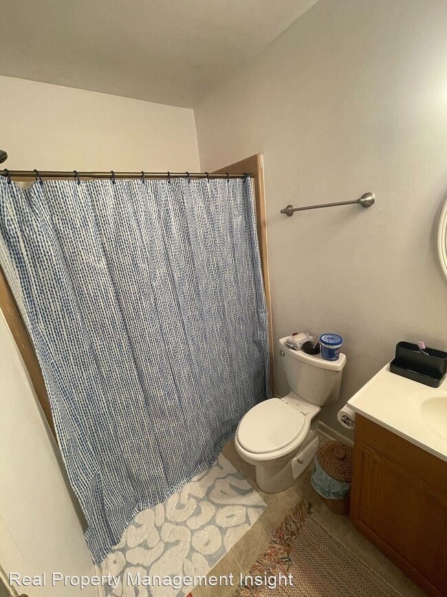 Building Photo - 3 br, 2.5 bath House - 333 Shenandoah Circle