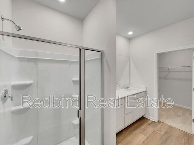 Building Photo - 1611 Manuka Ln