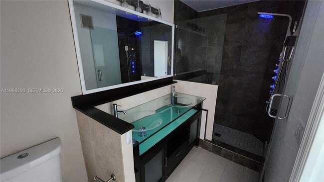 Building Photo - 411 SW 120th Ave