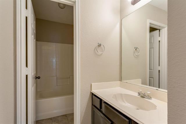 Building Photo - 110 Windy Knoll Ln