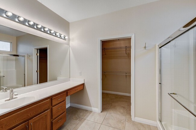 Building Photo - 2/2 BEAUTIFUL Single Story in Sun City Ant...