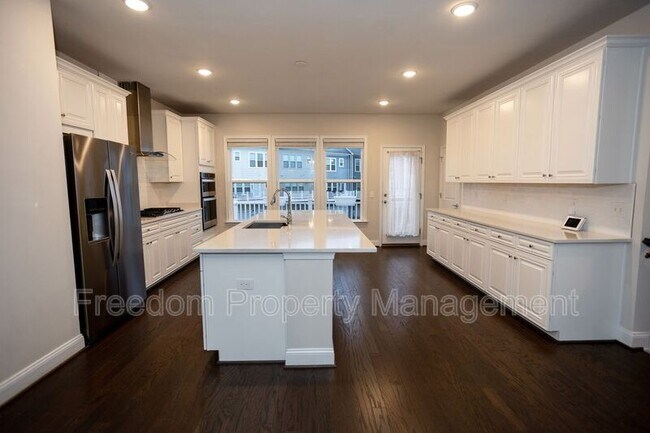 Building Photo - 17137 Branched Oak Rd