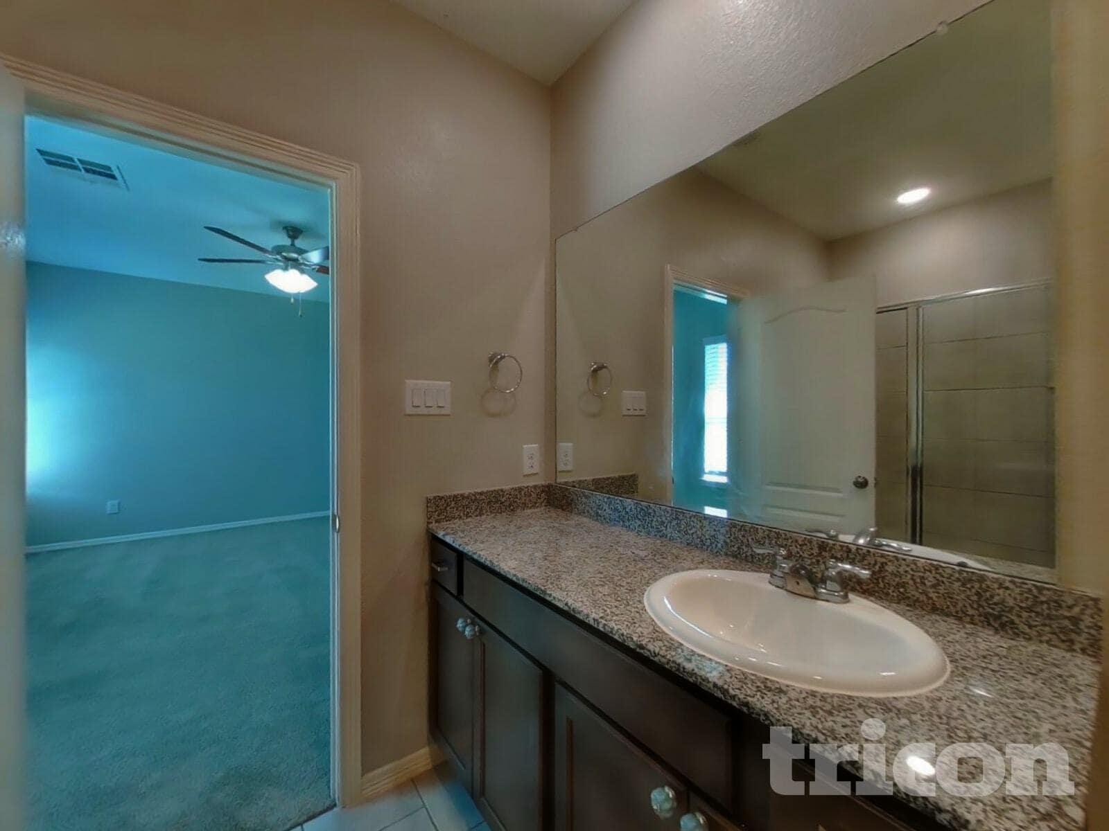 Building Photo - 20010 Northpark Oak Ln