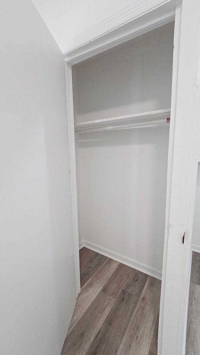 Building Photo - Monetta Apartments