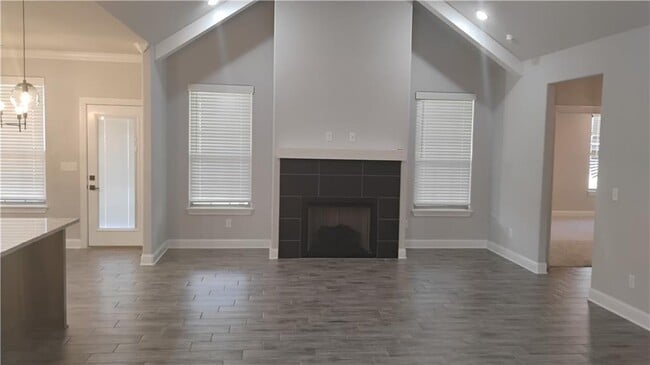 Building Photo - 710 Harbison St