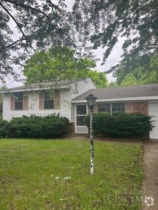 Building Photo - 1810 W Kemper Rd