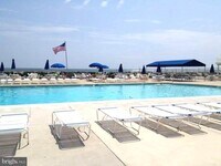 Building Photo - 725 Allen Dr