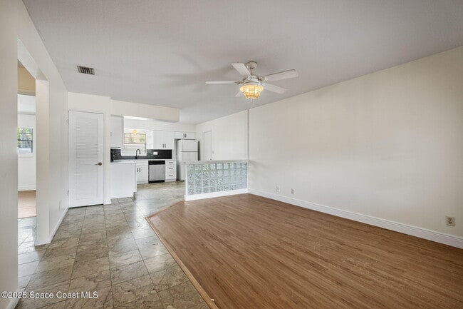 Building Photo - 525 Wilson Ave