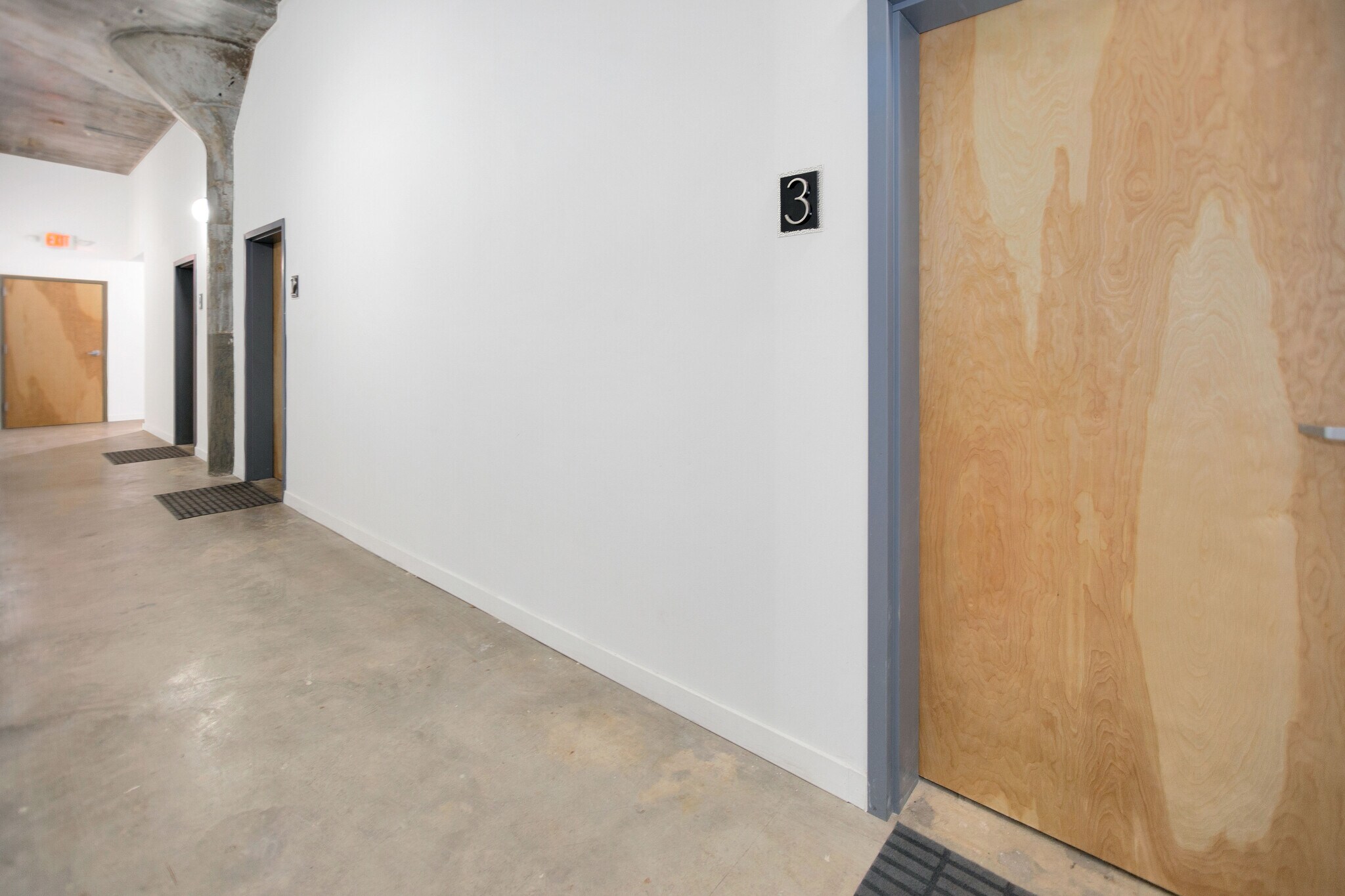 Building Photo - 470 Brainard St