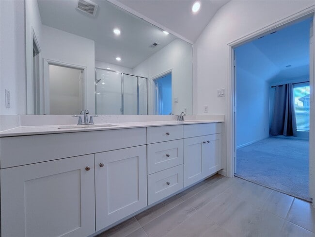 Building Photo - 30363 Tall Fescue Dr