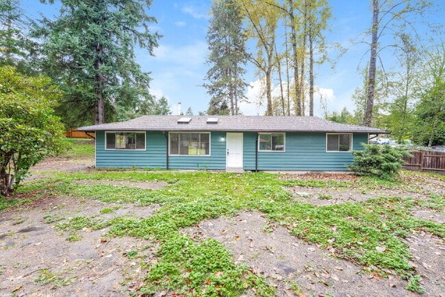 Primary Photo - 6825 180th St SE