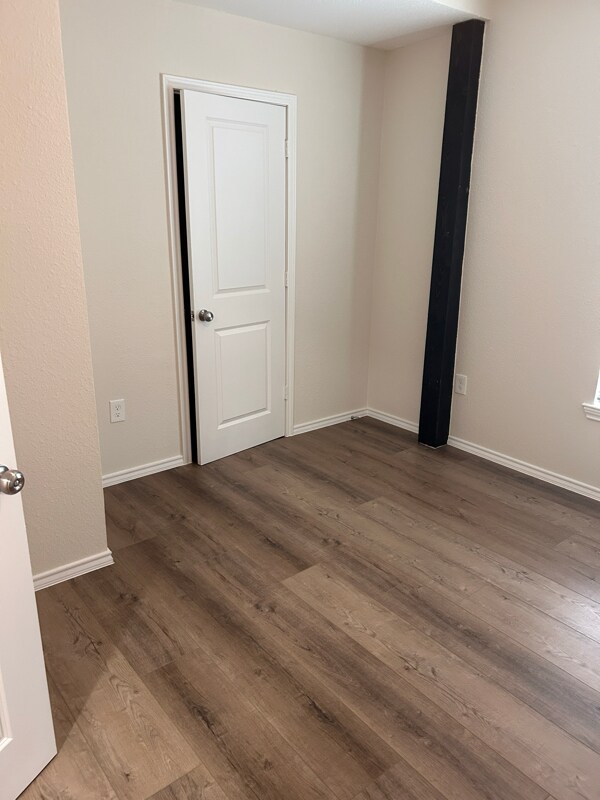 Building Photo - 502 Potomac St