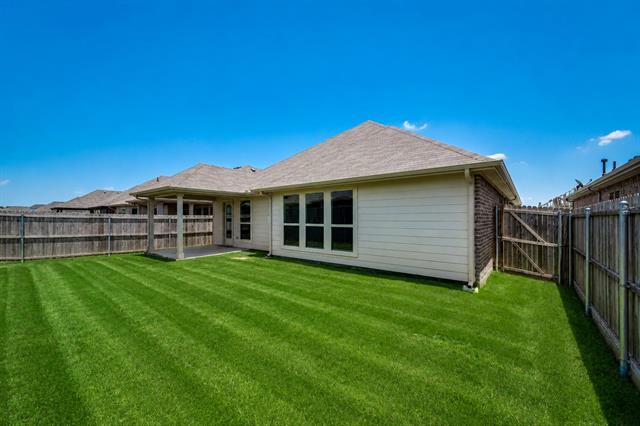 Building Photo - 800 Bird Creek Dr