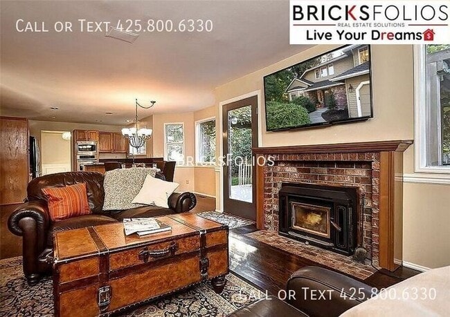 Building Photo - Luxurious 5-bedroom home in Sammamish with...