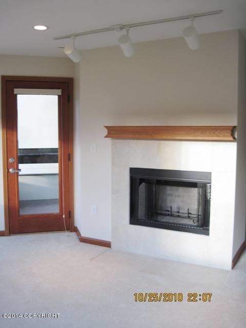 Building Photo - 1200 I St