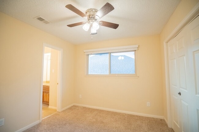 Building Photo - 4219 Meadowchase Ln