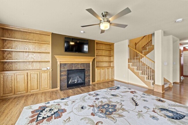 Building Photo - 260 N Mallard Dr