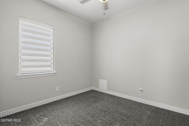 Building Photo - 12668 Desert Dove Ave