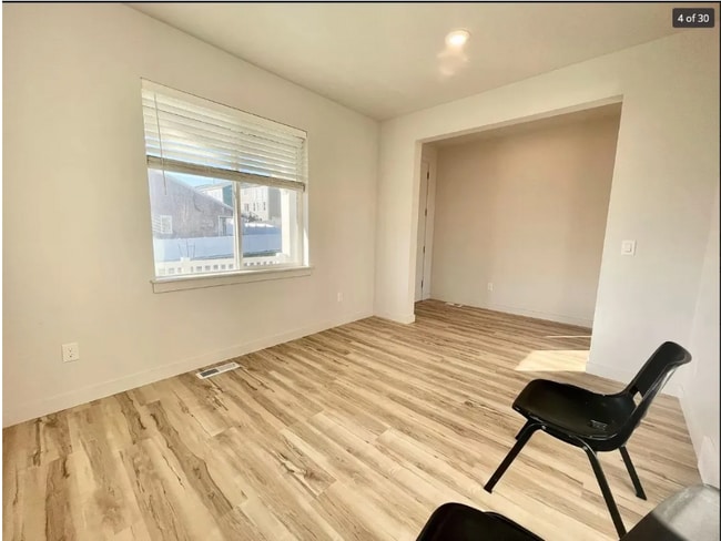 Building Photo - 2162 N Cloverleaf Wy