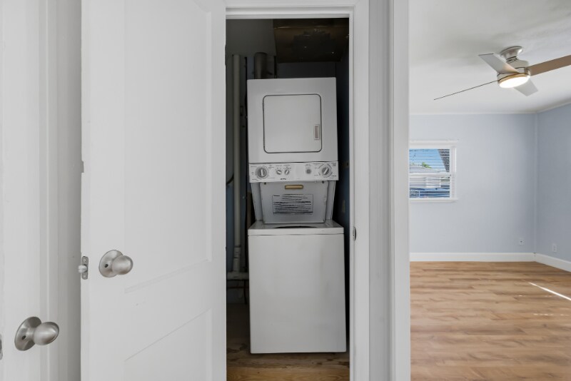 Building Photo - 917 56th Ave N