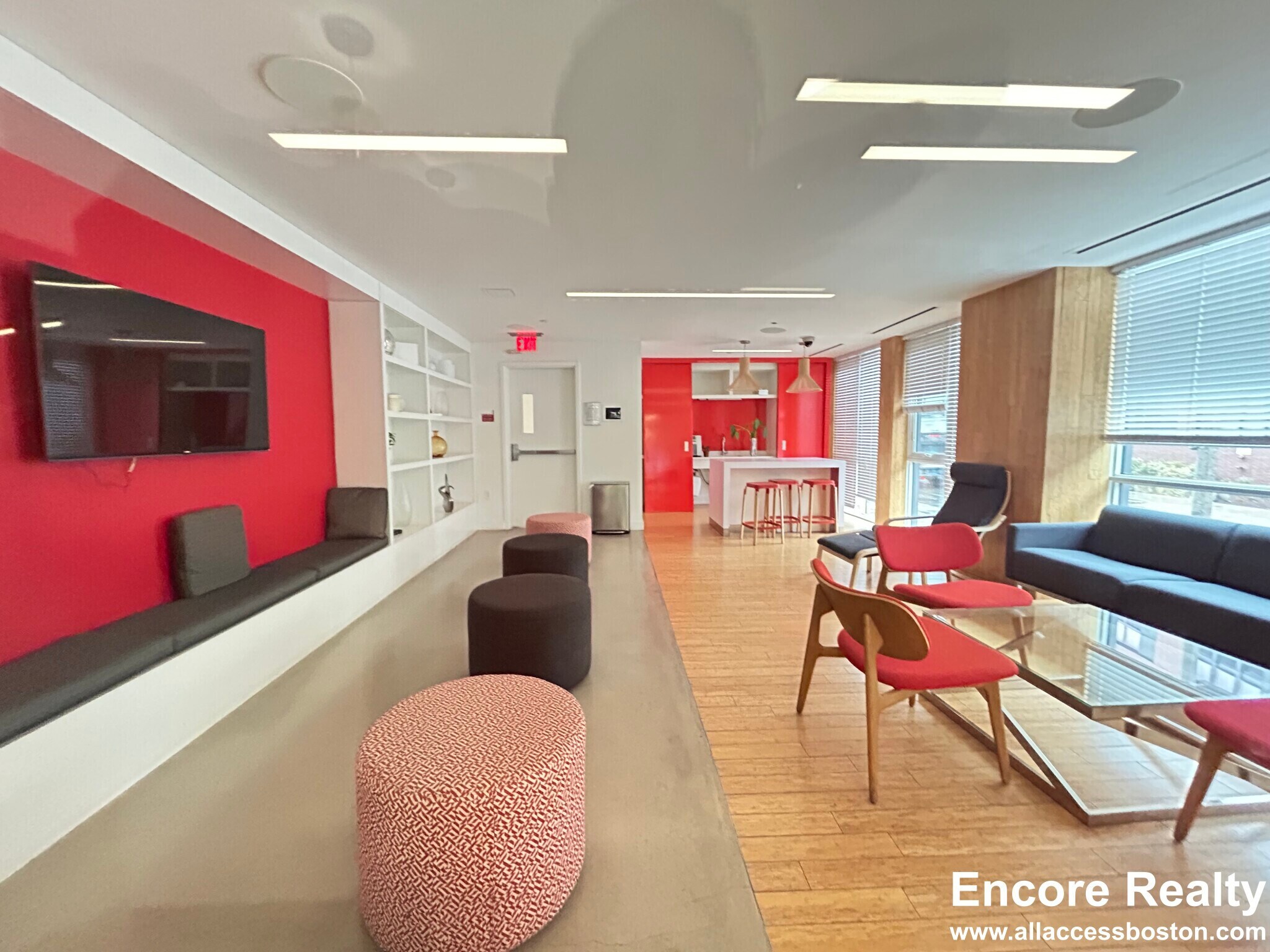 Building Photo - 65 Brainerd Rd