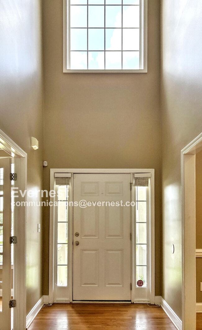 Building Photo - 100 Paxford Ct