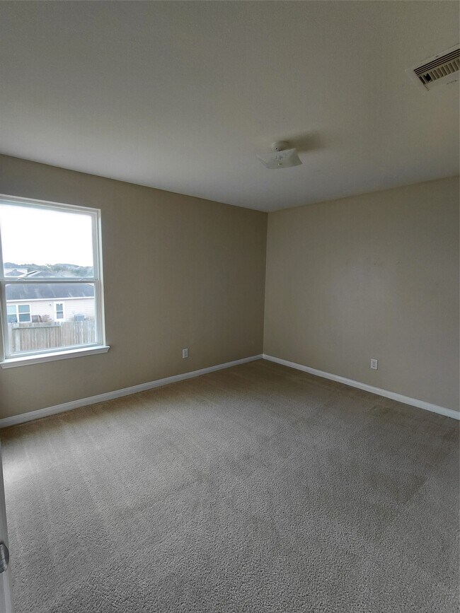 Building Photo - 8902 Stagewood Dr