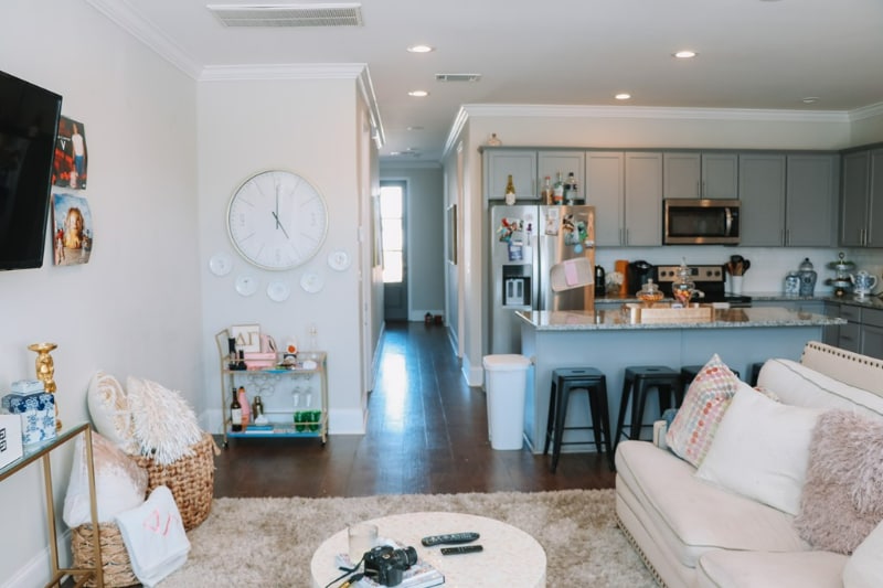 Building Photo - 102 Far View Dr