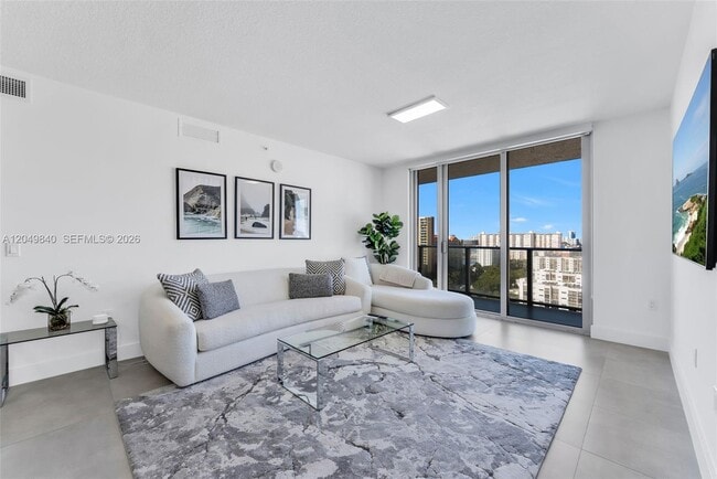 Building Photo - 300 Sunny Isles Blvd