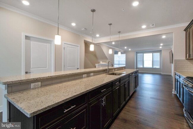 Building Photo - 7960 -B Potter Pl