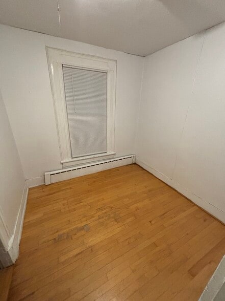 Building Photo - 119 Lincoln Ave