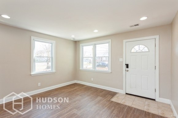 Building Photo - AVAILABLE NOW! - 104 Wilson Blvd Sw, Glen ...