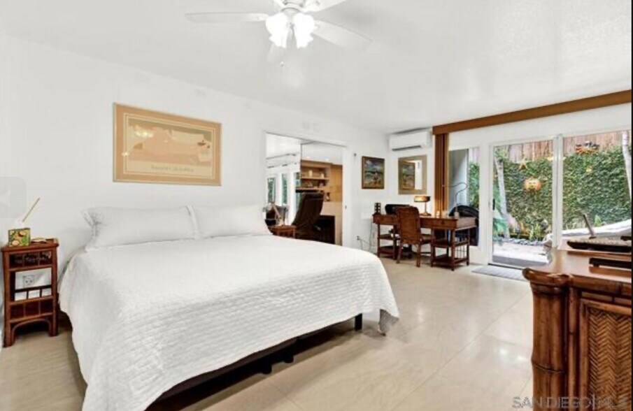 Building Photo - 1562 Camino Del Mar