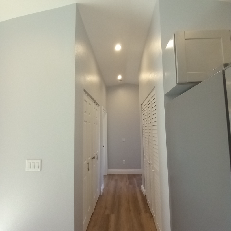 Building Photo - 3642 Catalina Dr