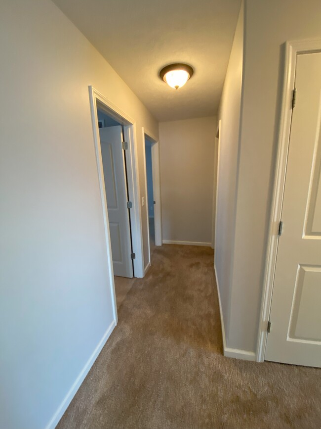 Main Floor Hallway - 2901 Red Oak Rd