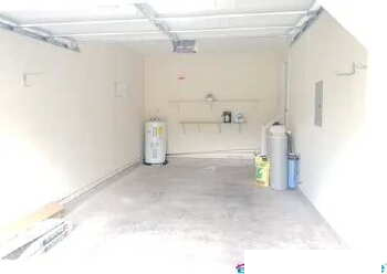 Building Photo - 805 Poplartree Ct