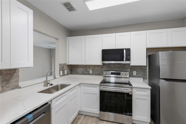 Building Photo - 522 Villa Del Sol Cir