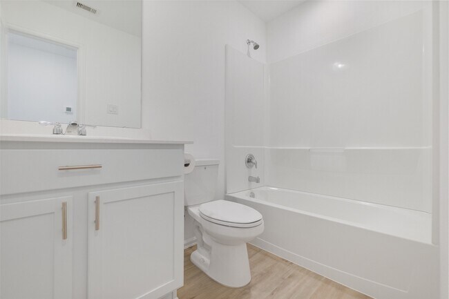 Building Photo - 27138 Breakaway Ln