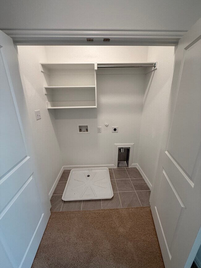 Building Photo - 4703 Stirring Pathway