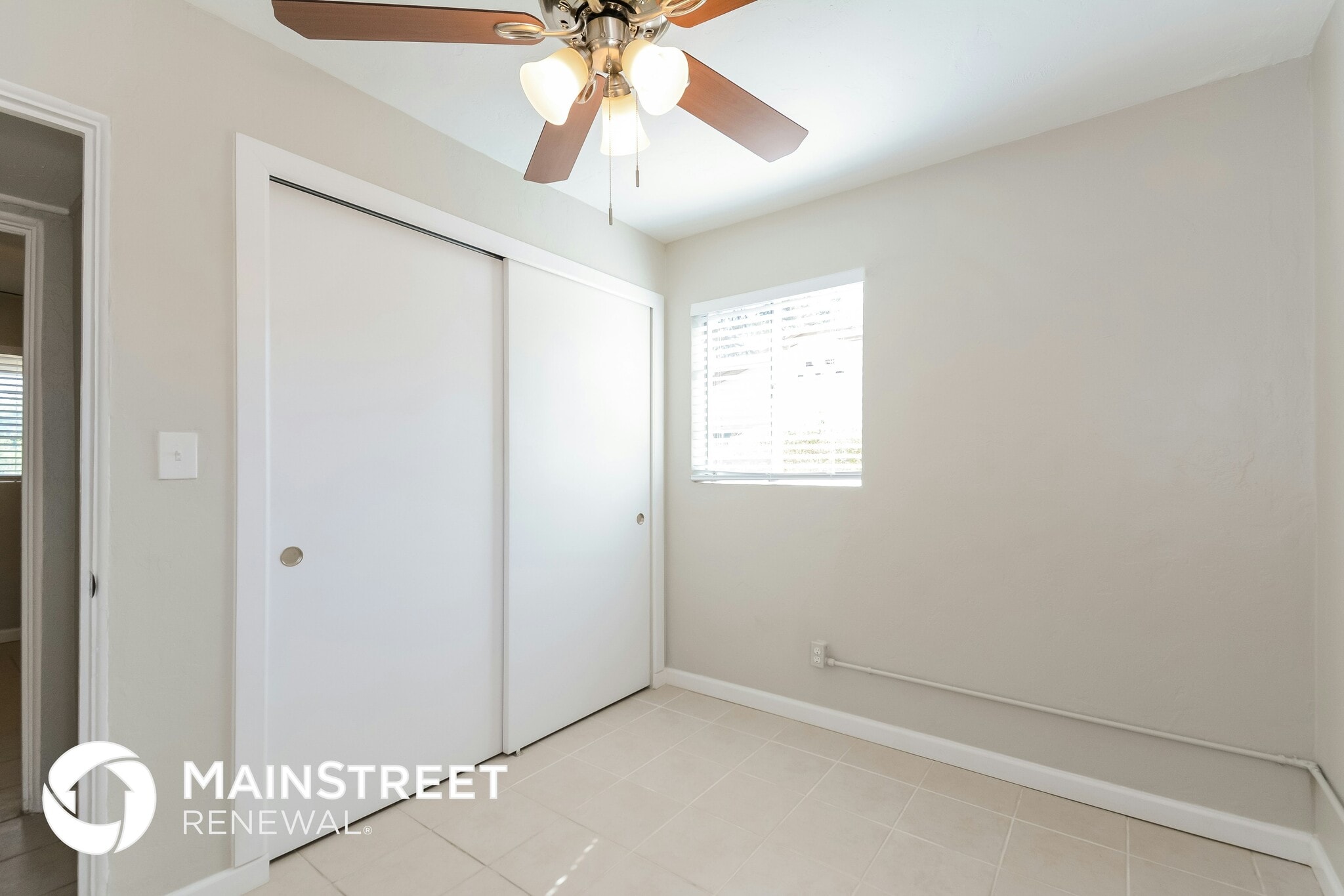 Building Photo - 4649 E 14th St