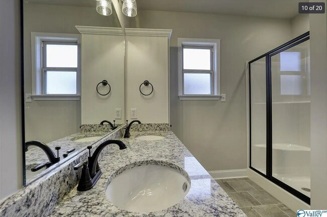 Building Photo - 115 Elledge Farm Dr