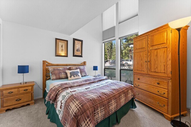 Building Photo - SKI LEASE:  Townhome near Northstar, Sleep...