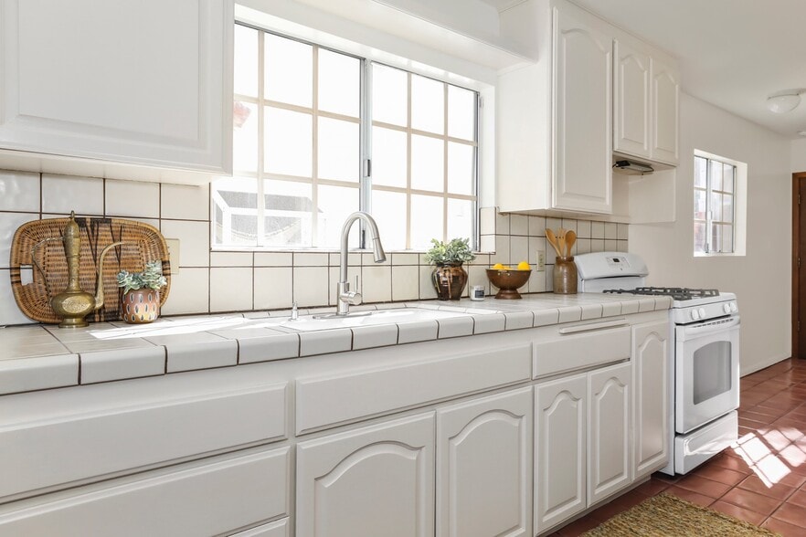 New counters since this was taken - 1811 W Silver Lake Dr