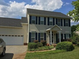 Building Photo - 2915 Atwood Rd