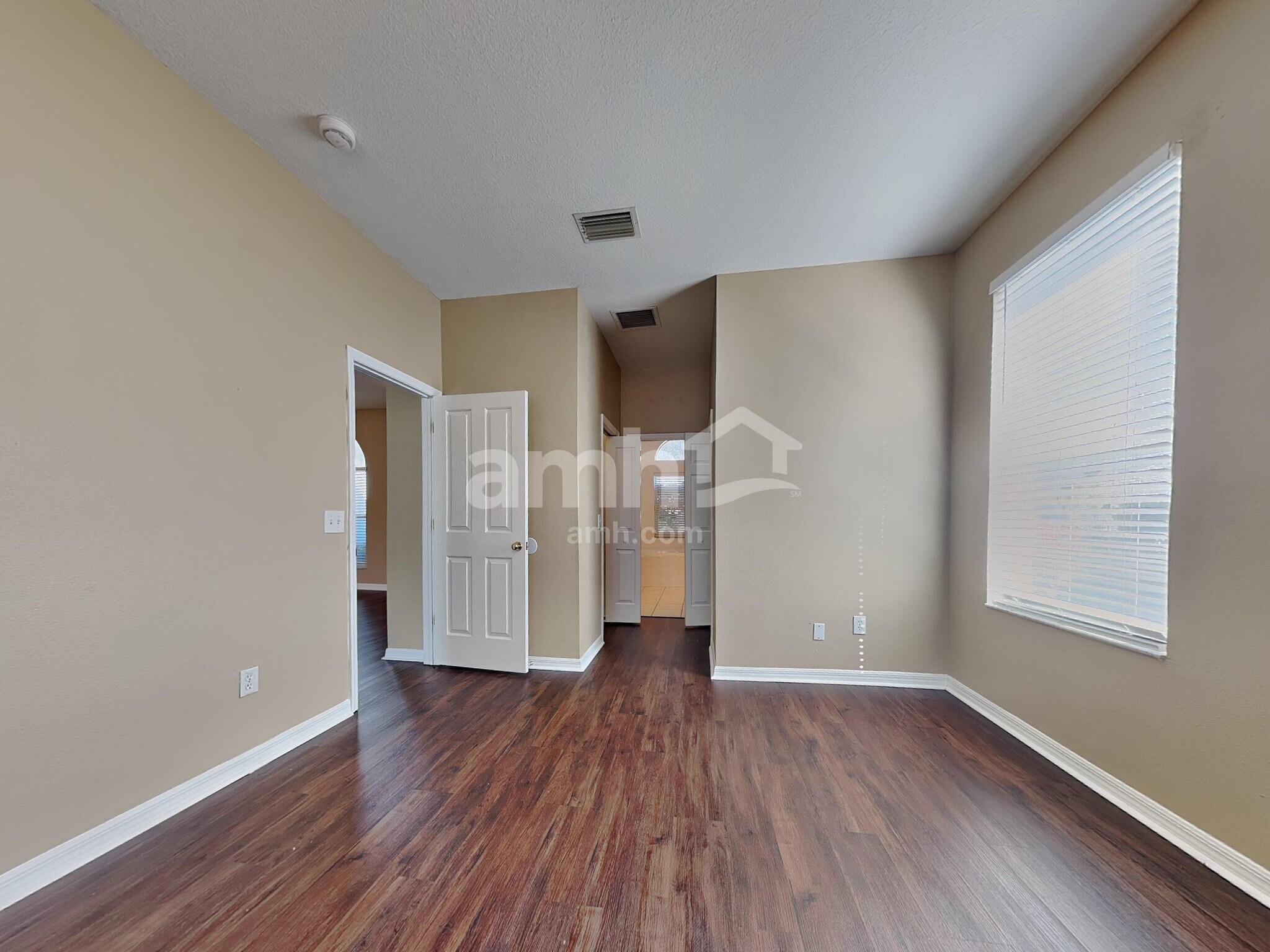 Building Photo - 1531 Kish Blvd